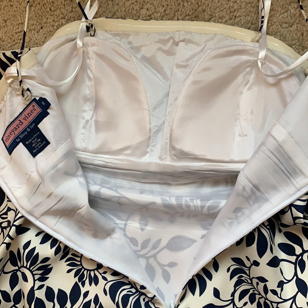 Vineyard Vines silk strapless floral dress - Picture 4 of 4
